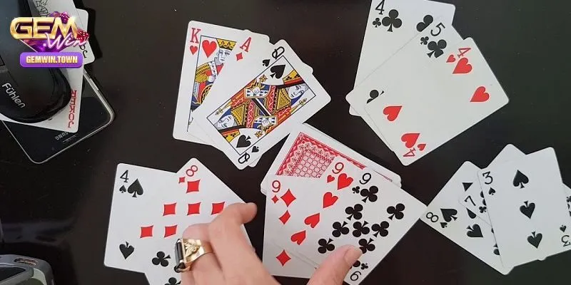 Luật chơi cơ bản của bài liêng ba cây